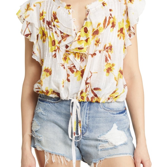 Free People Tops - NWT Free People Naya Floral Ruffle Blouse (Ivory Combo)